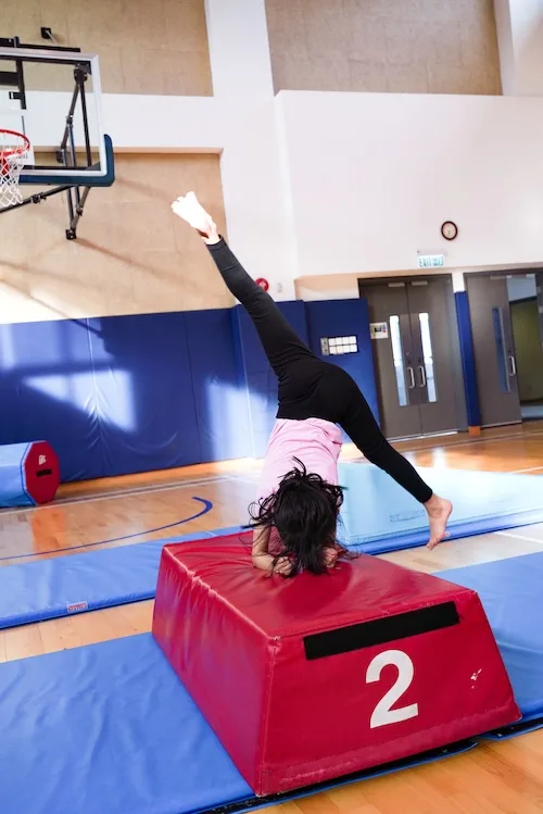 ESF Explore - Gymnastics improver - GYFP2 (Freerunning & Parkour)